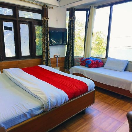 Hotel Holiday Dalhousie - Near Ghandhi Chowk Mall Road מראה חיצוני תמונה