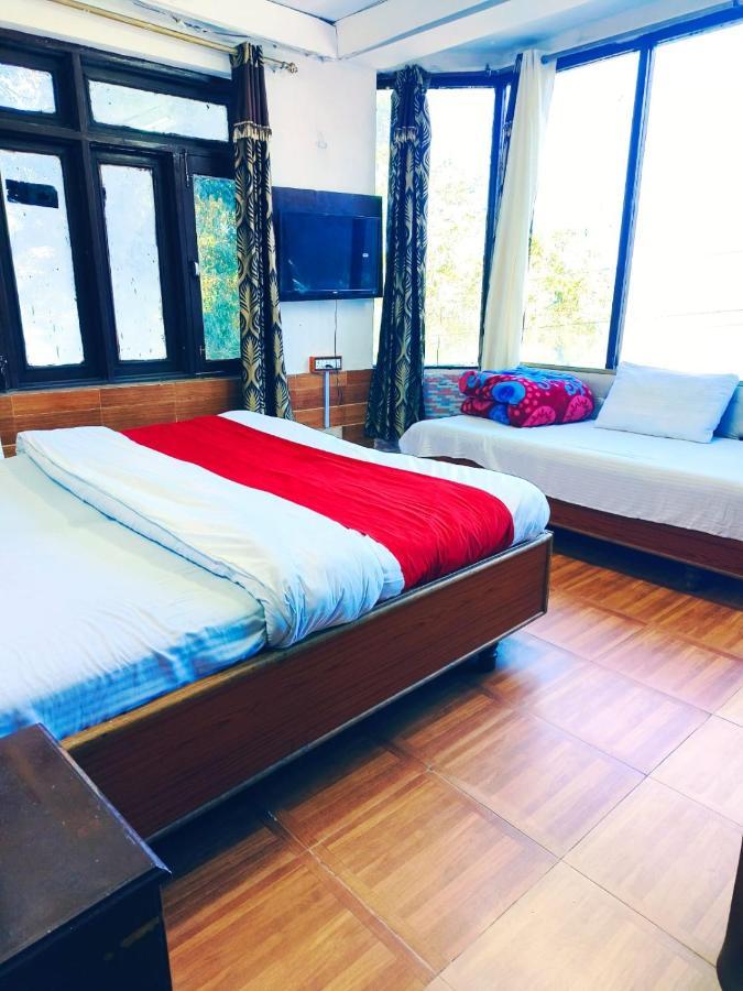 Hotel Holiday Dalhousie - Near Ghandhi Chowk Mall Road מראה חיצוני תמונה