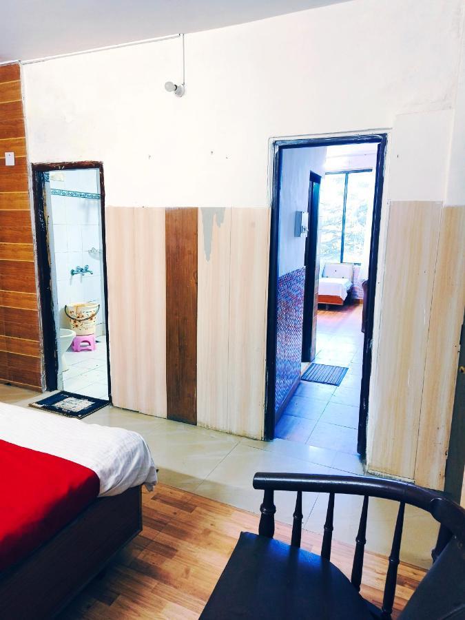 Hotel Holiday Dalhousie - Near Ghandhi Chowk Mall Road מראה חיצוני תמונה